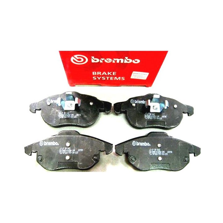 KLOCKI HAMULCOWE PRZÓD SAAB 9-3 93 2002- Brembo