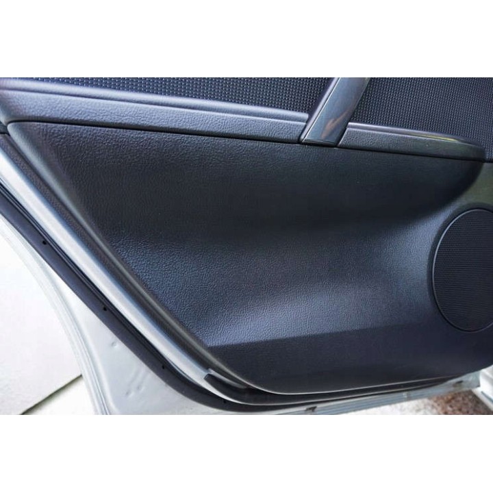 MOJE AUTO ŚRODEK DO CZYSZCZENIA PLASTIKU 650ML / MOJE AUTO