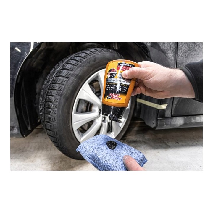 MOJE AUTO ŚRODEK CZERNIDŁO DO PLASTIKU I GUMY 250ML / MOJE AUTO